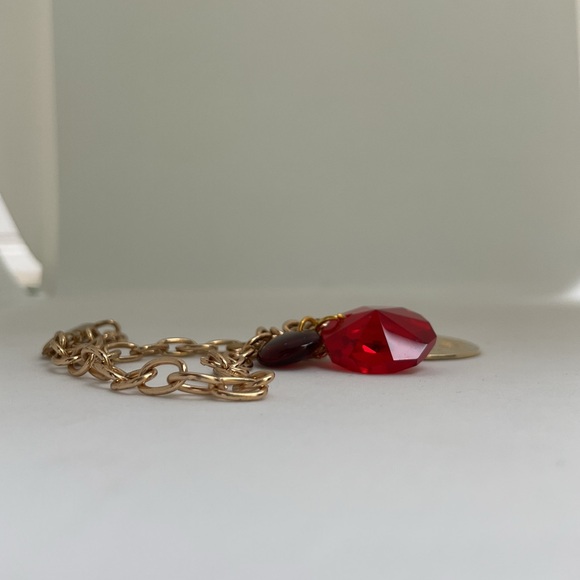 Gold medallion bracelet - Picture 4 of 5